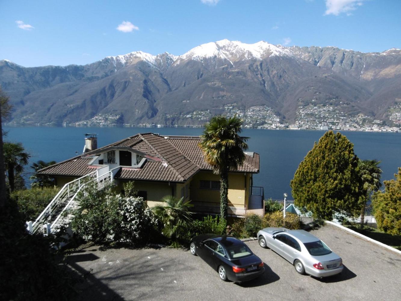 Casa Roccia Apartment Pino Lago Maggiore ภายนอก รูปภาพ