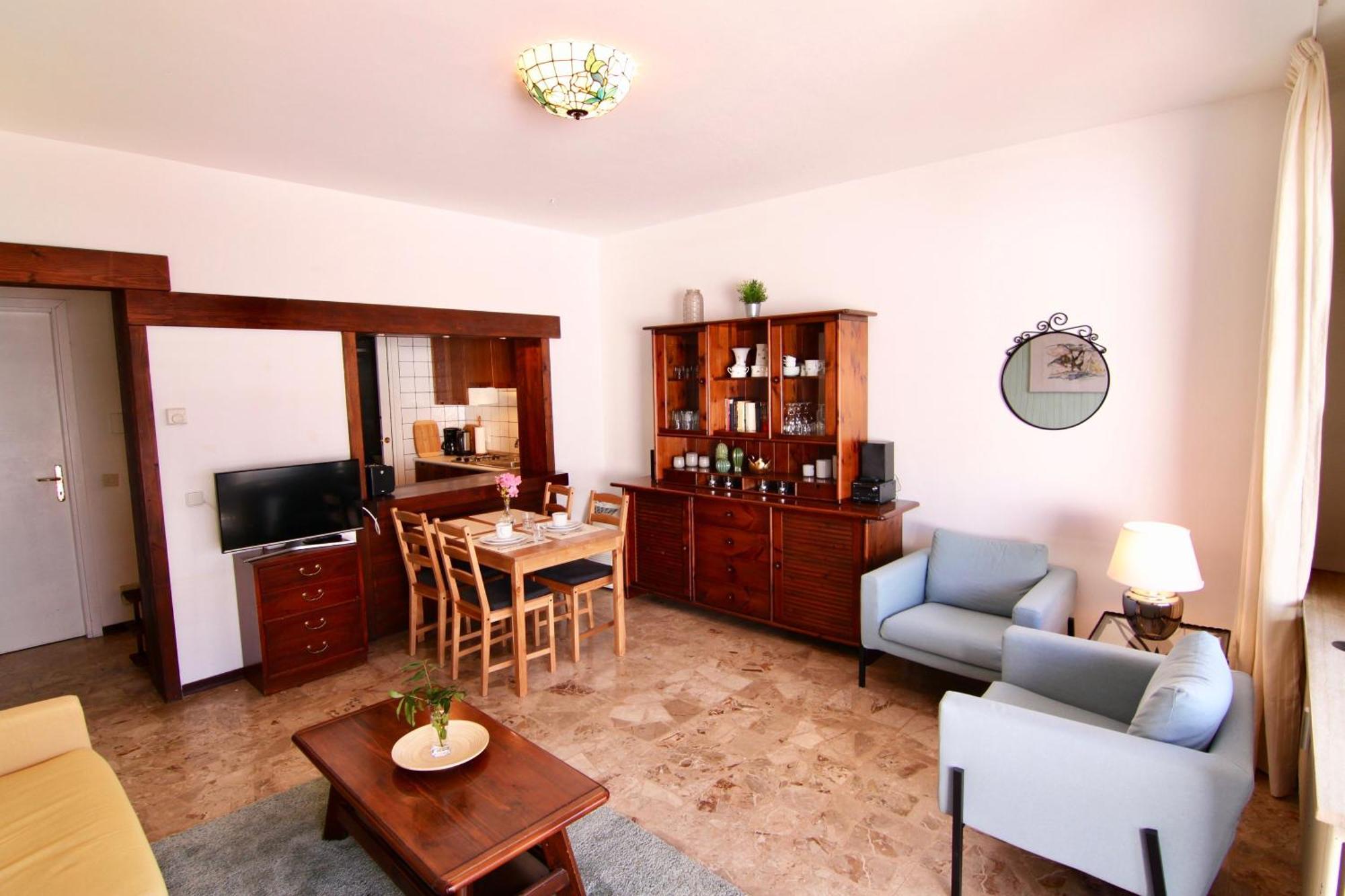 Casa Roccia Apartment Pino Lago Maggiore ภายนอก รูปภาพ